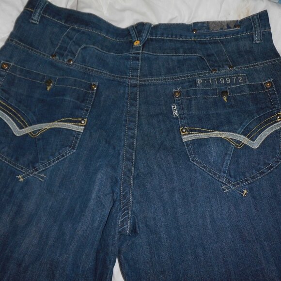 VINTAGE Y2K BAGGY HIP HOP EMBROIDERED DENIM SHORTS IN MENS SZ 40 - Picture 7 of 14